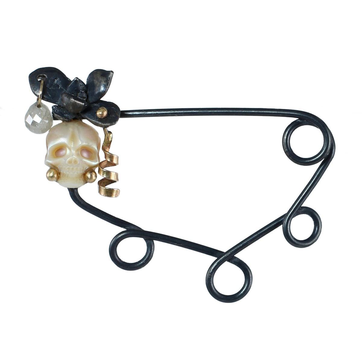 Pearl Skull & Silver Diamond Drop Fibula